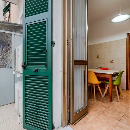 Guesthost - A Casa Mia, Sul Corso - Pet Friendly La Spezia